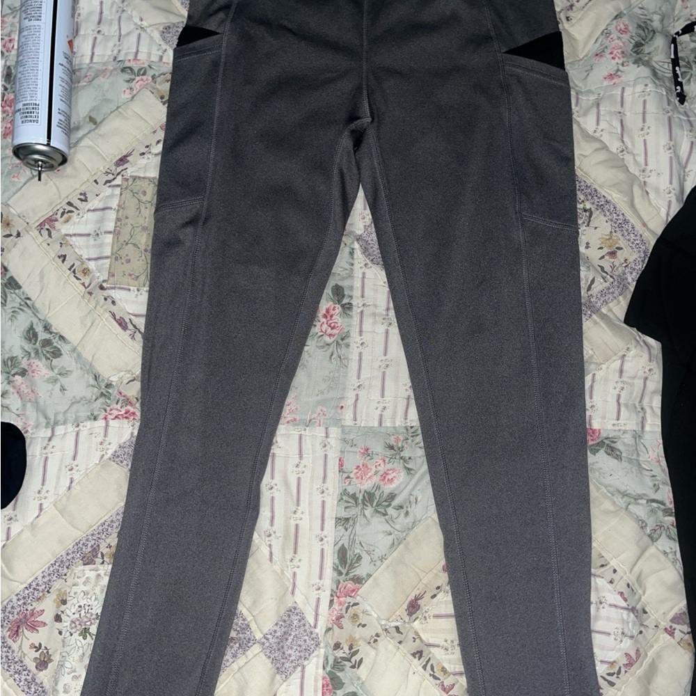 Women's Gray Leggings